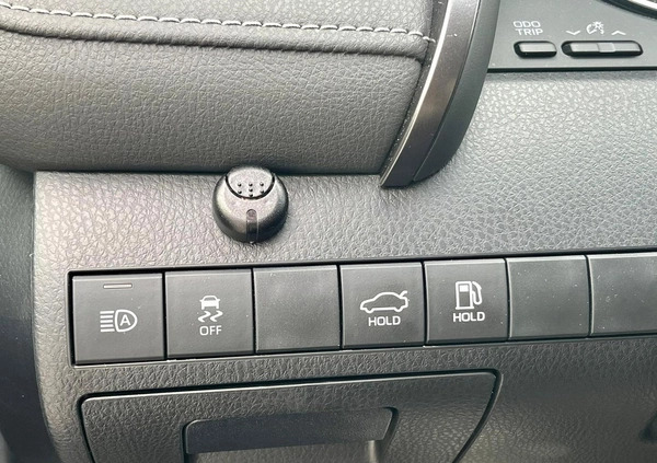 Toyota Camry cena 169900 przebieg: 6600, rok produkcji 2023 z Sulejówek małe 497